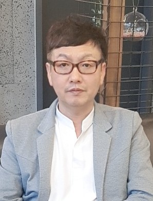 김용빈 증명사진