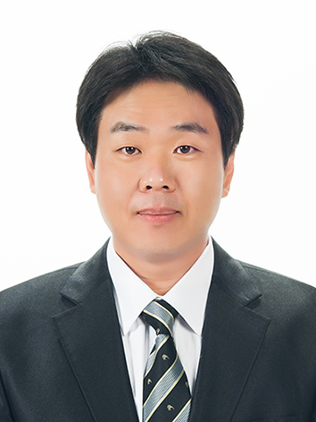 진호성 증명사진