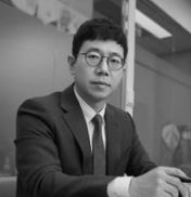 최성욱 증명사진